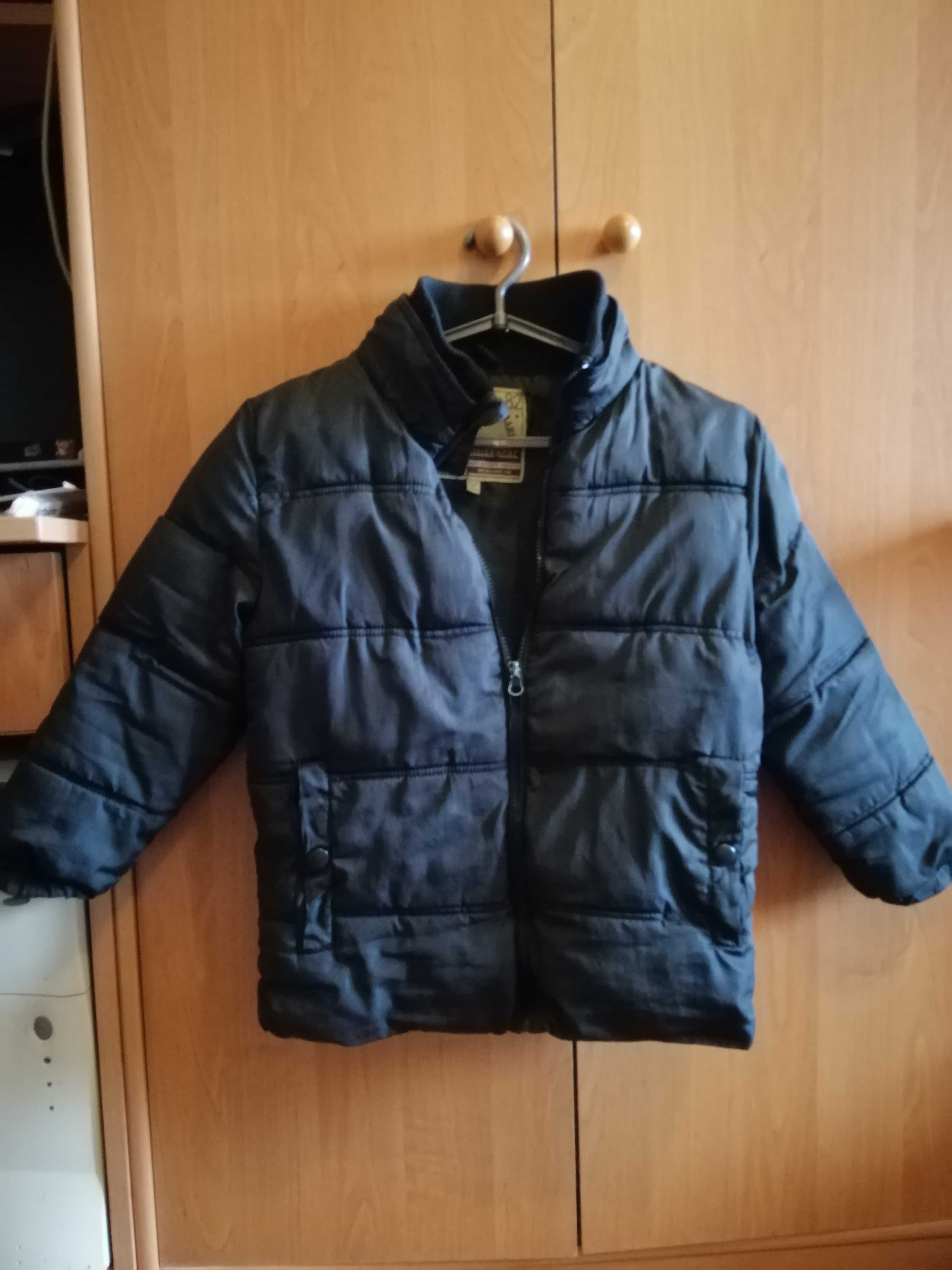 Продам отличную куртку для мальчика рост 134 см