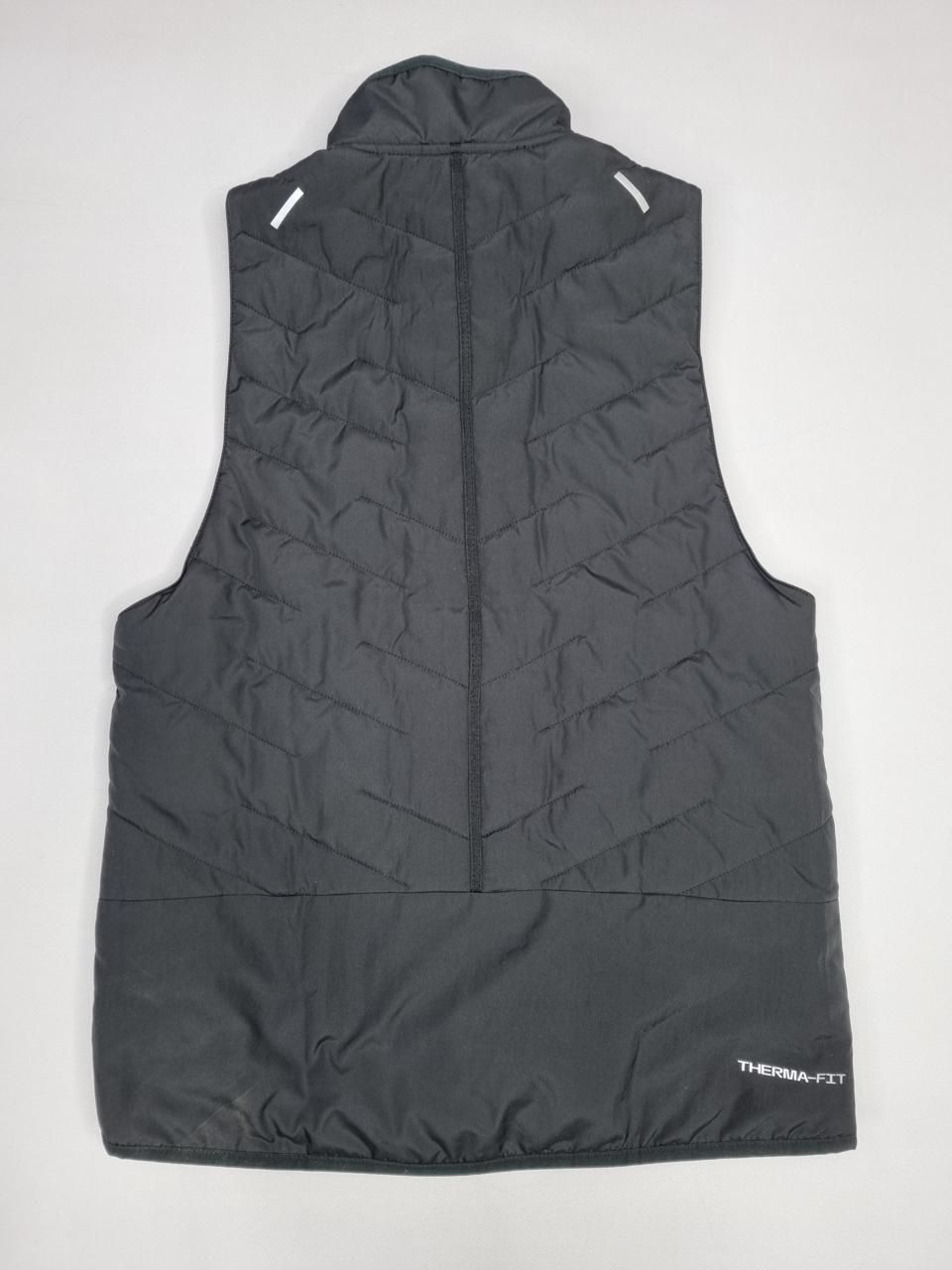 Продам бігову жилетку NIKE running
