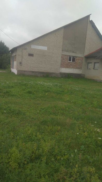 Комерційне приміщення 350 кв.м.