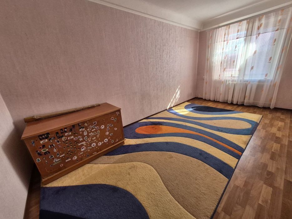 Продам 3к. квартиру Космос, ул. Чумаченко, ост. 6-я Гимназия