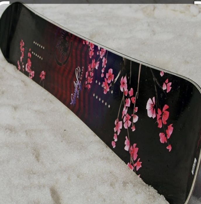 Damska Deska snowboardowa Never Summer Infinity - 149 cm