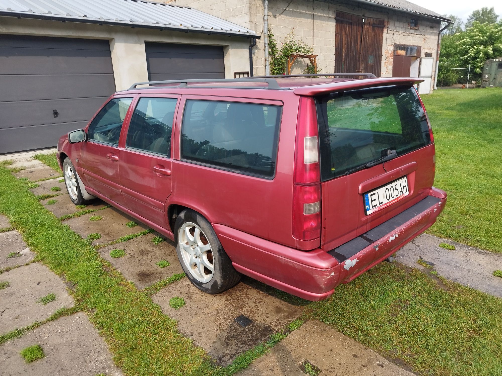 Volvo v70 2.4 Turbo kombi alufelgi pali śmiga HAK