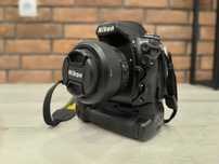 Nikon D700, Komplet Grip, karty, 2 Baterie, Obiektyw