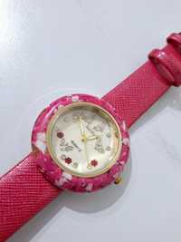 Zegarek różowy, cyrkonie kwiatuszki