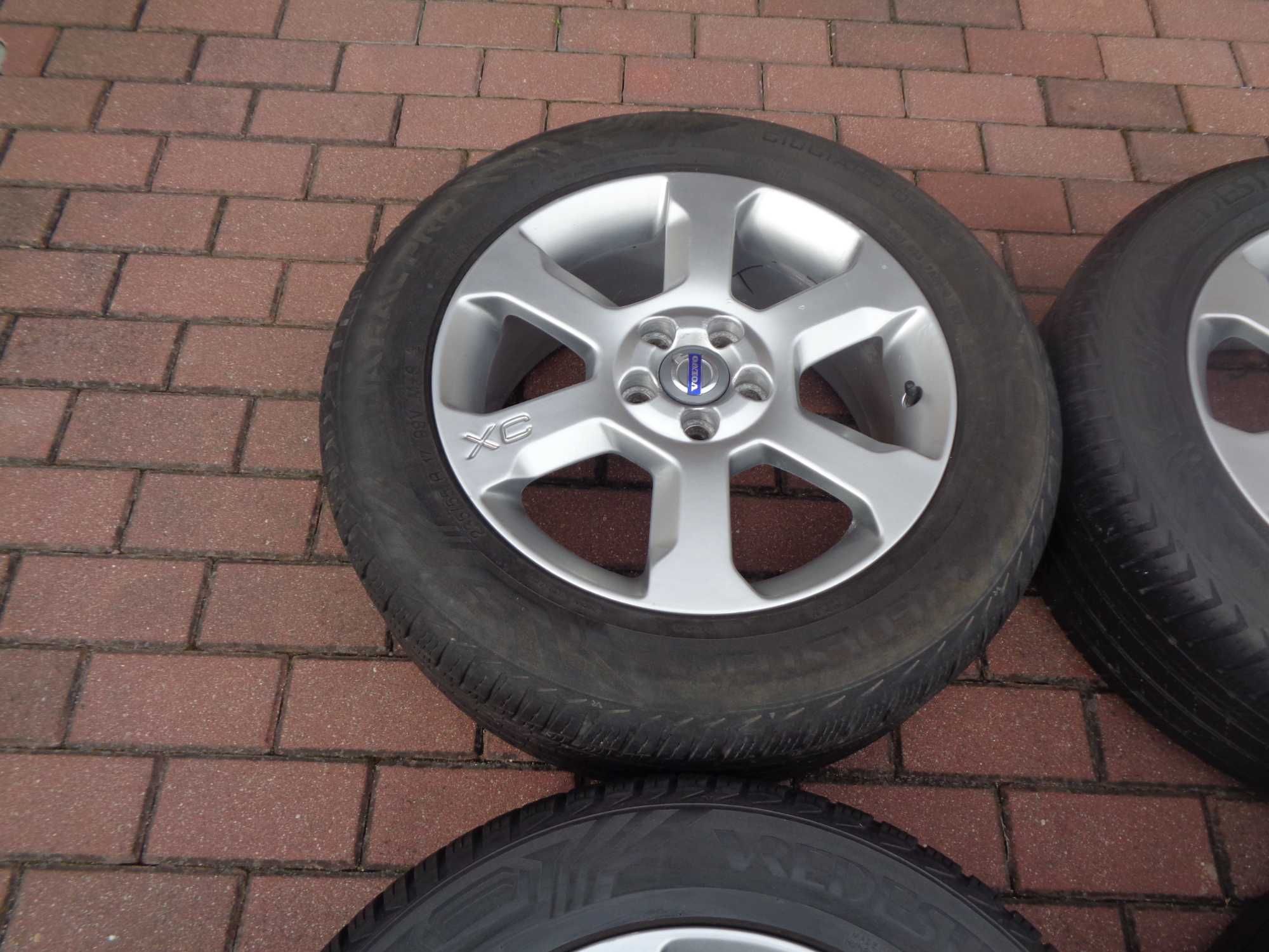 Alufelgi 17 Volvo Xc70 z oponami 235/55/17 20r 5/6mm ORG sr 63,3mm