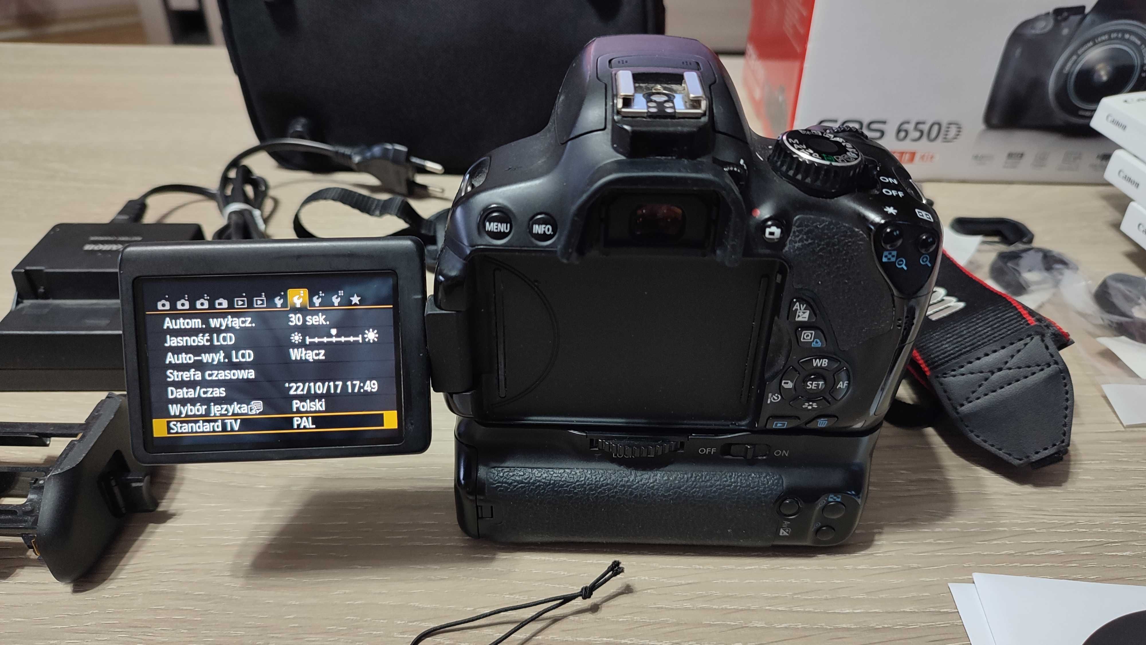 Canon EOS 650D Body Korpus, Grip Battery Pack Newell BG-E8, Torba