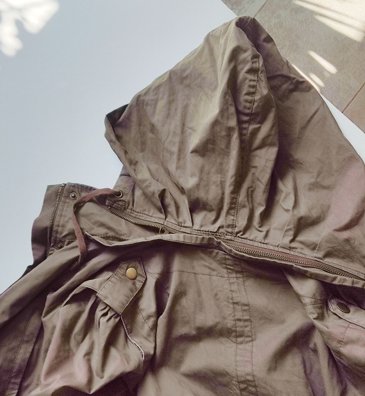 Куртка Zara вітровка жіноча мілітарі L size капюшон