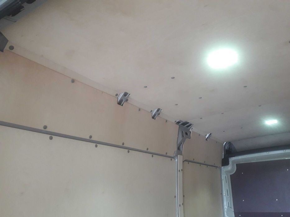 Sufit nv300 L1 / polipropylen / szary / 4,5mm