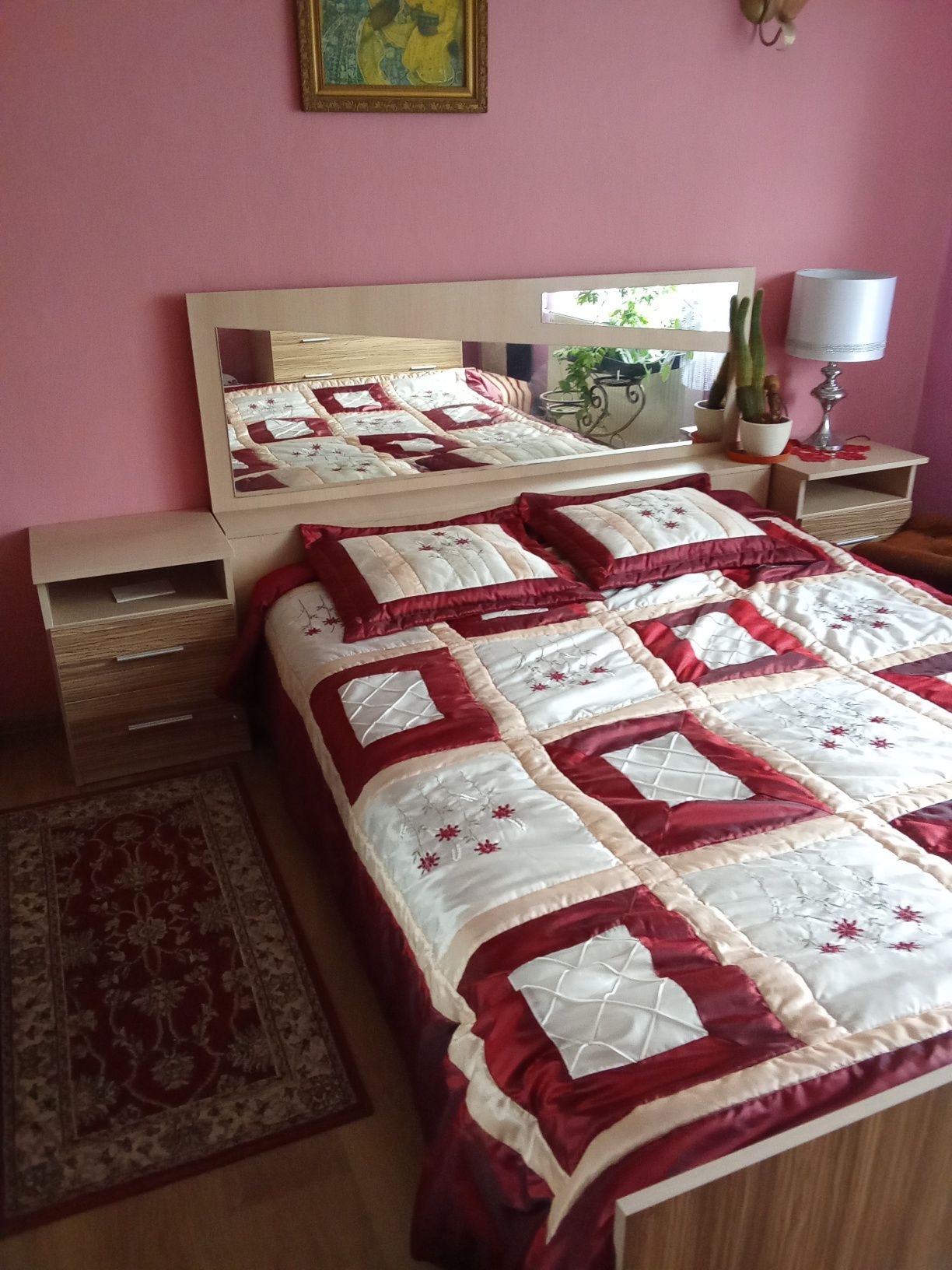 Łóżko 200 x 160  z materacem