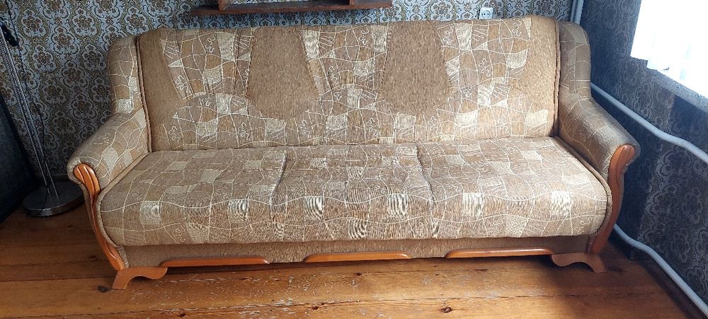 Sprzedam wersalkę z fotelam,tapczan,wypoczynek,sofa.