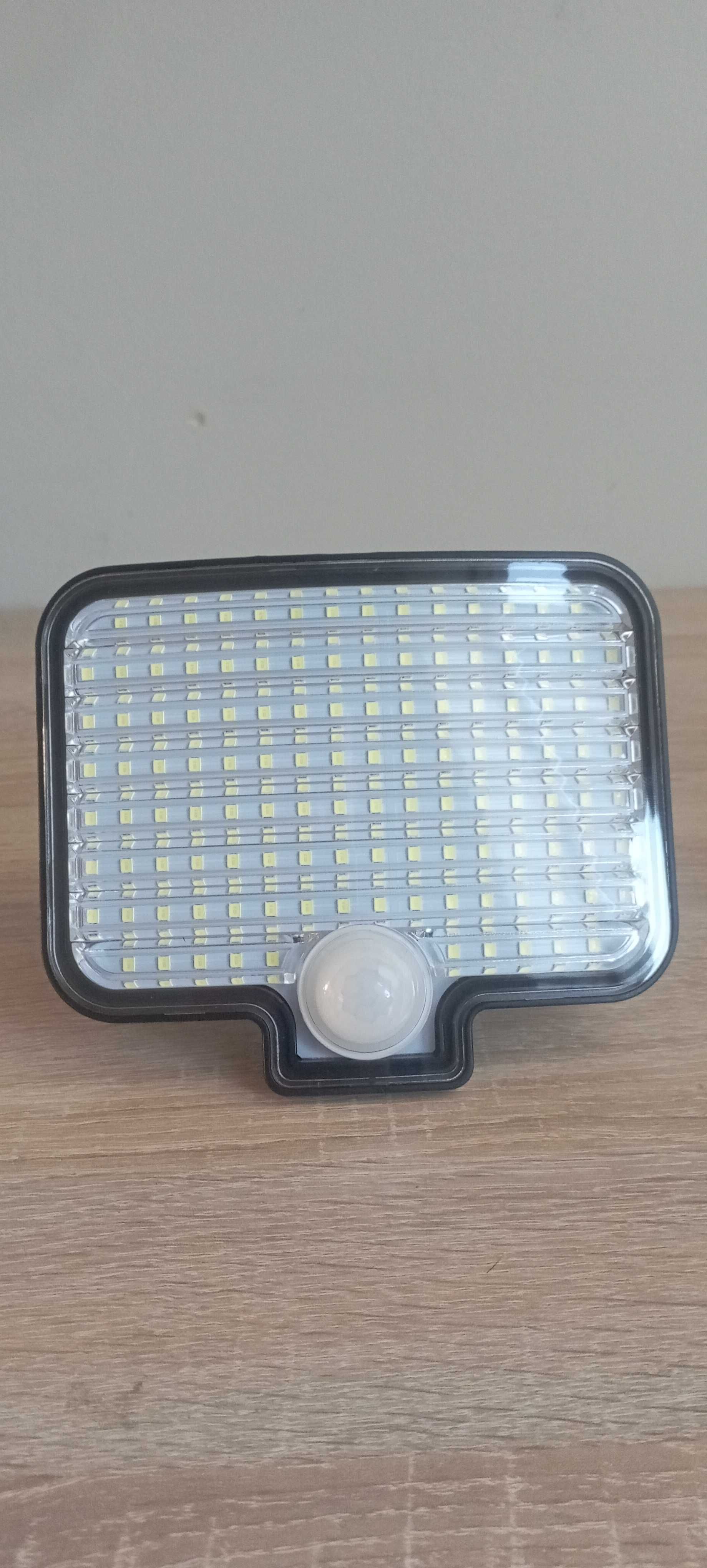 Lampa Solarna z czujnikiem