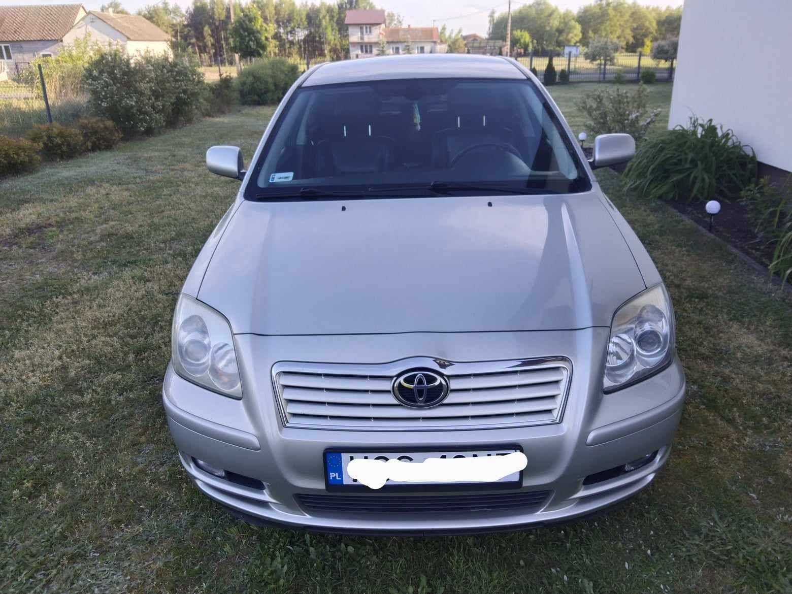 Sprzedam Toyota Avensis 2.0 D4D