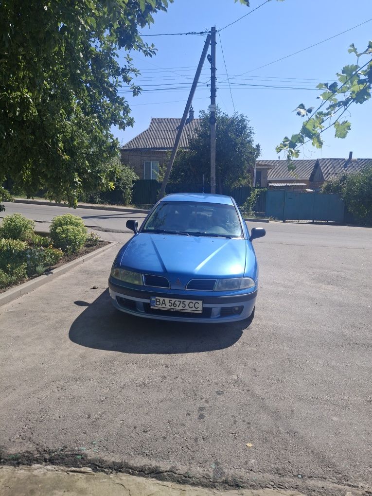 Продаж мітсубісі карізма