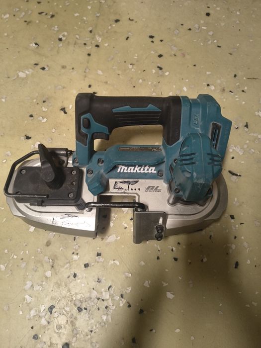Makita DPB 184 .