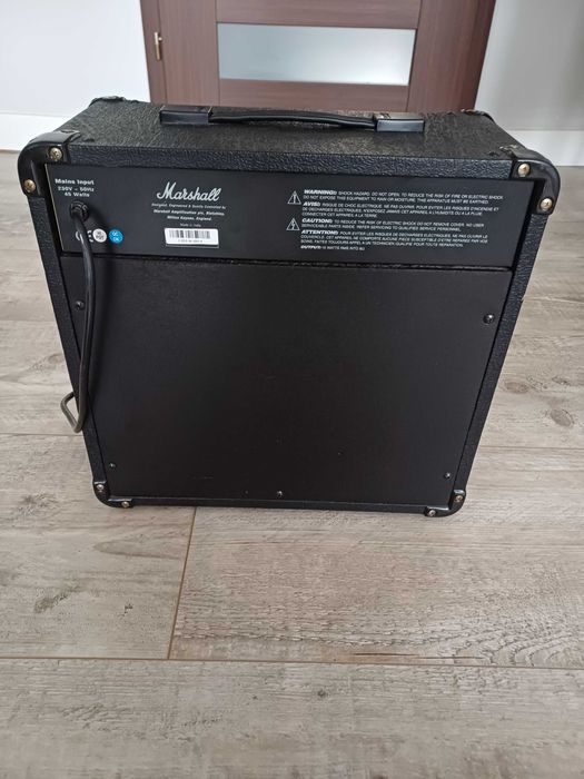 Wzmacniacz Marshall MG 15CDR