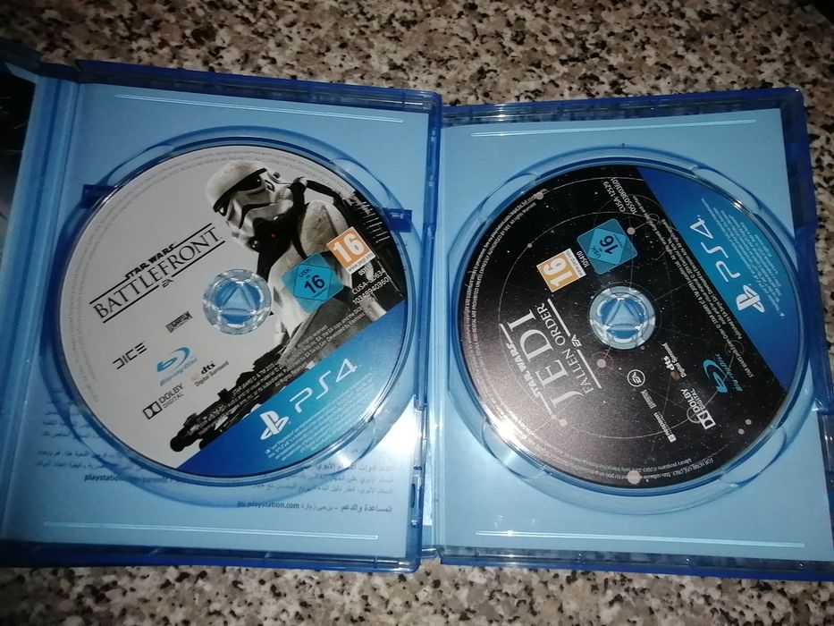 2 Jogos Star Wars Jedi e Battlefront PS4