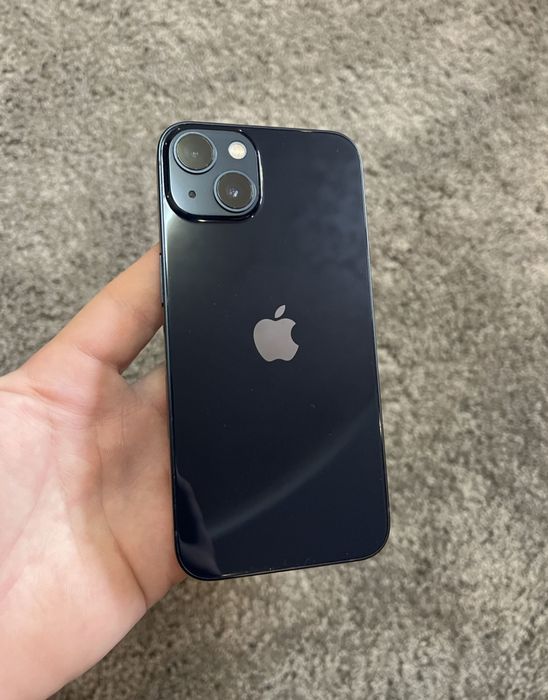 Продам Айфон 13 на 128гб