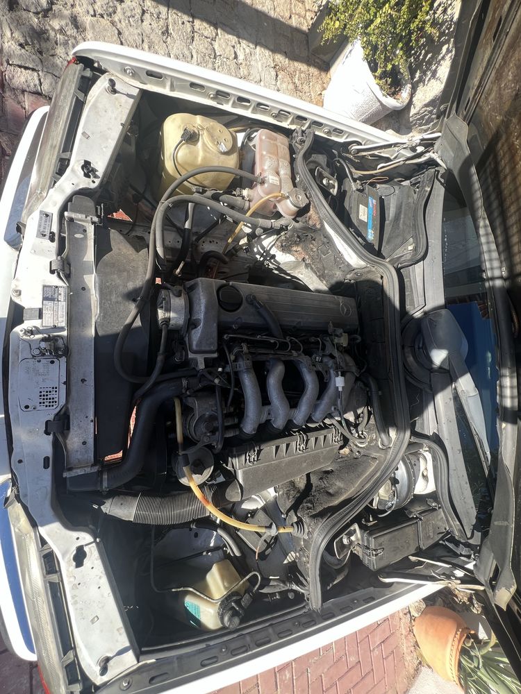 Mercedes S124 250TD