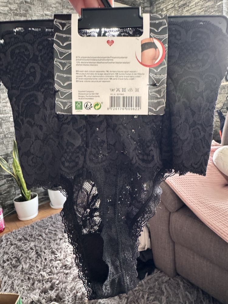 2 pary majtek koronkowych stringi L 44-46 nowe