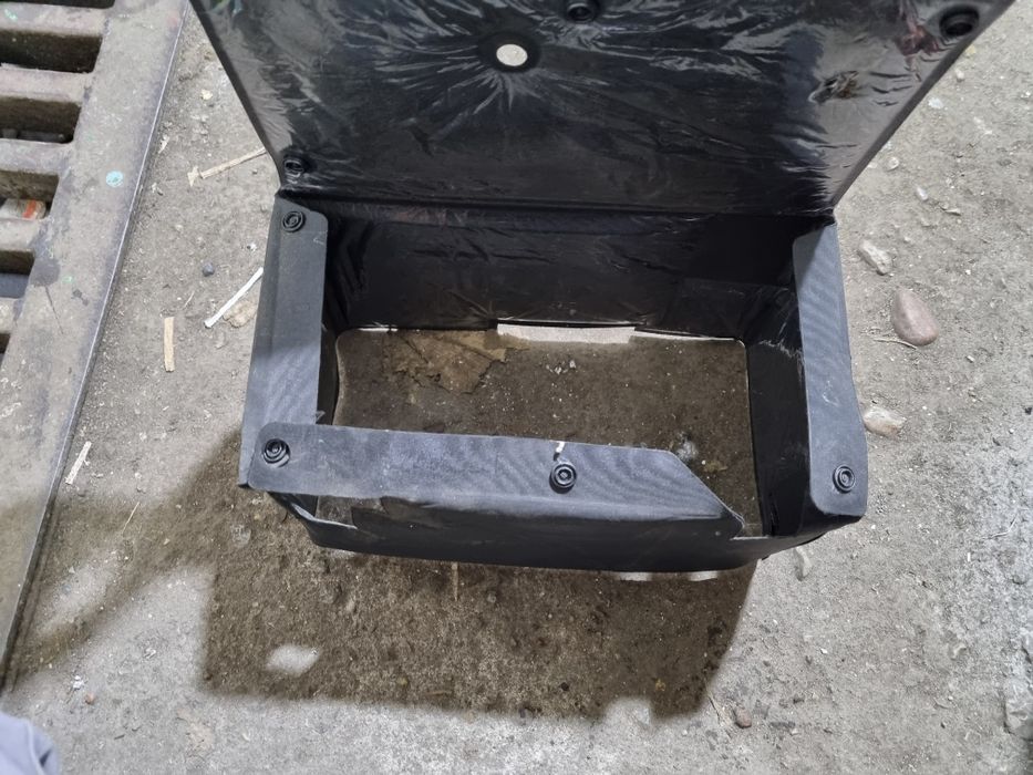 Obudowa osłona pokrowiec akumulatora opel vectra c signum