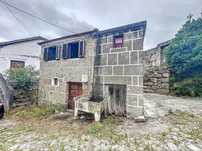 Casa com terreno de construção e agrícola perto do rio Douro em Granja