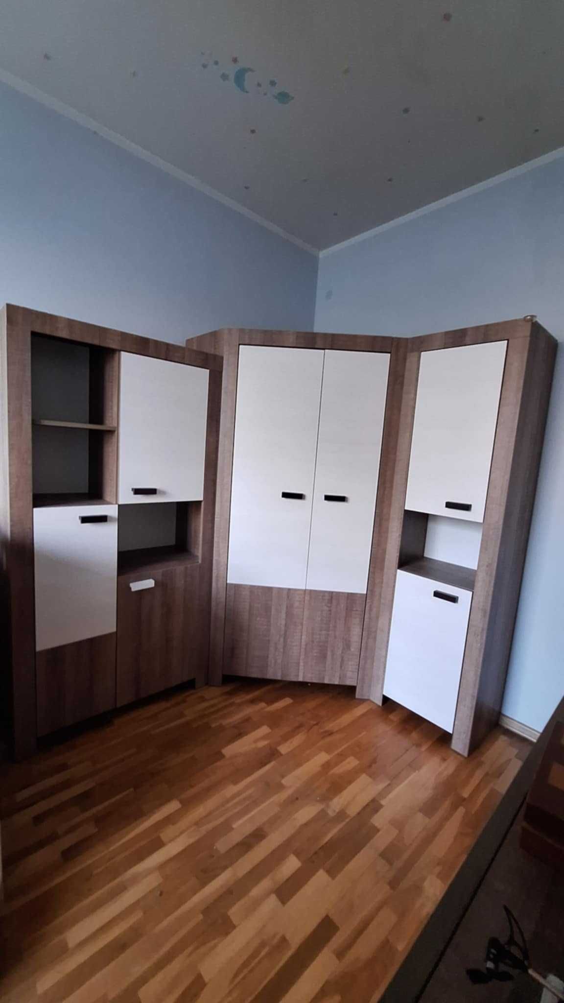 Komplet mebli dziecieco młodzieżowych