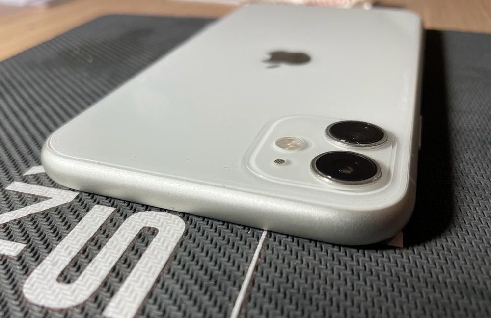 iphone 11 com capacidade máxima de bateria 90%