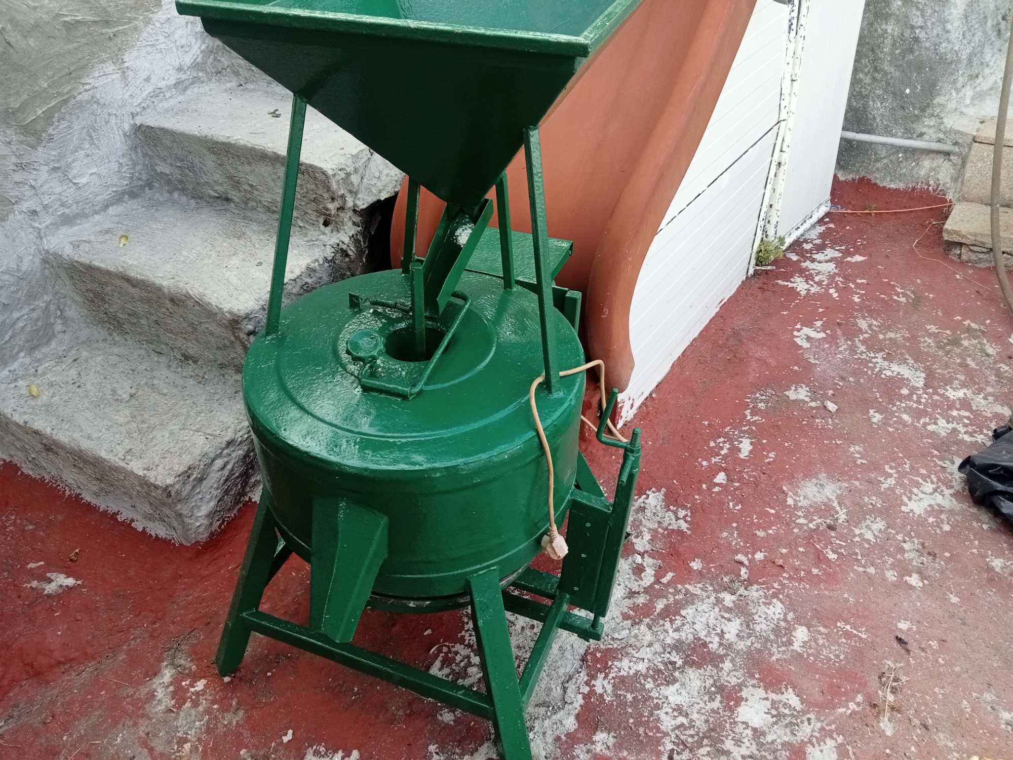 Moinho de milho eléctrico