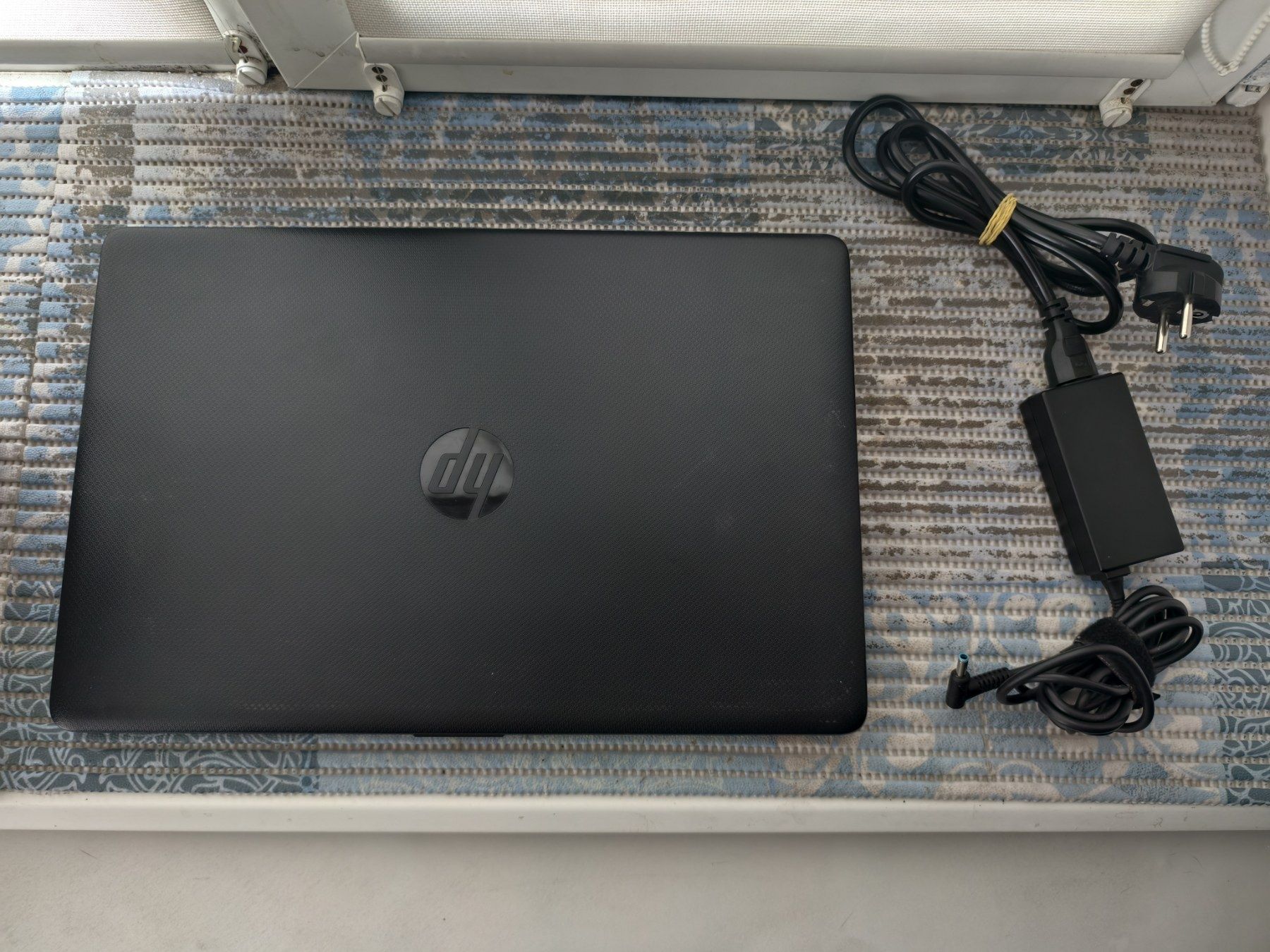 Ноутбук HP 15 15.6FHD IPS AG/AMD Ryzen 7 3700U/16 GB / 512GB