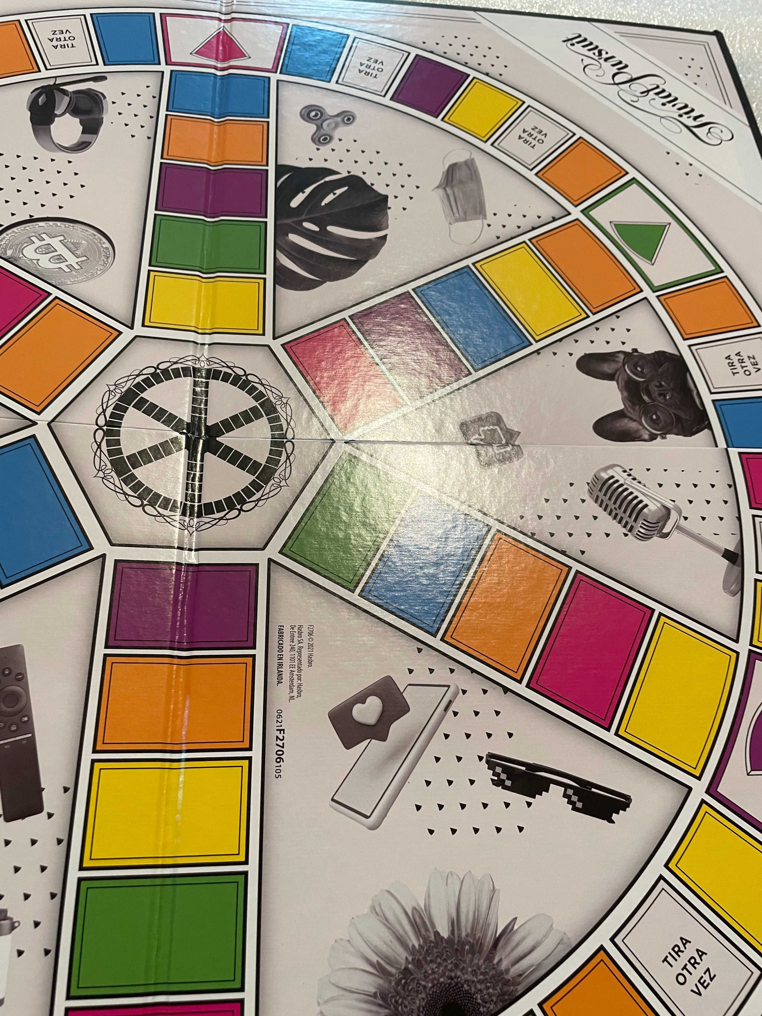 Gra Trivial Pursuit z dziesięciolecia 2010–2020 – j. hiszpański