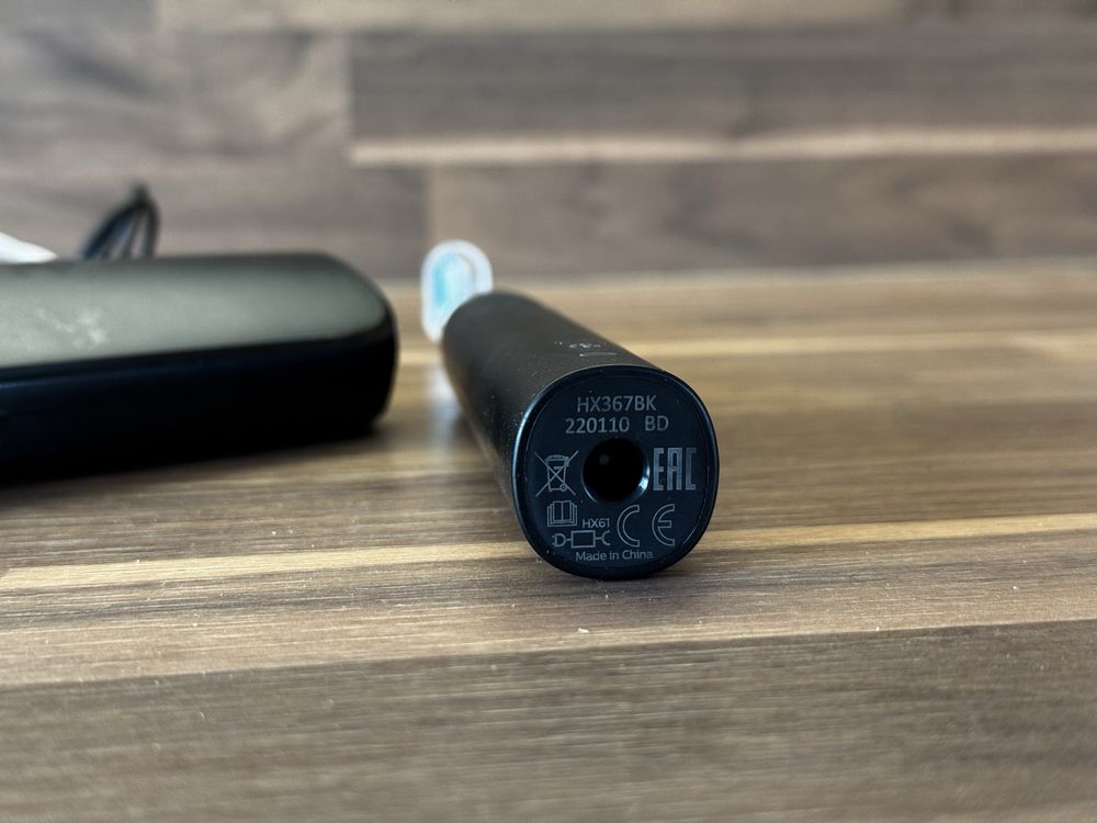 Szczoteczka soniczna Philips seria 3000 Nowe