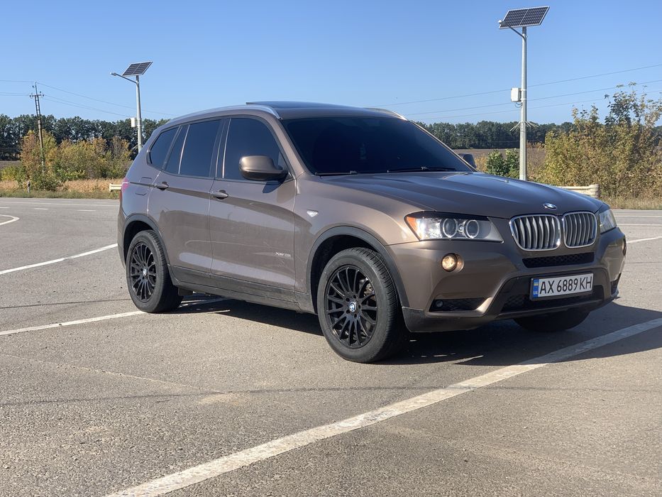 Продам BMW X3 F25