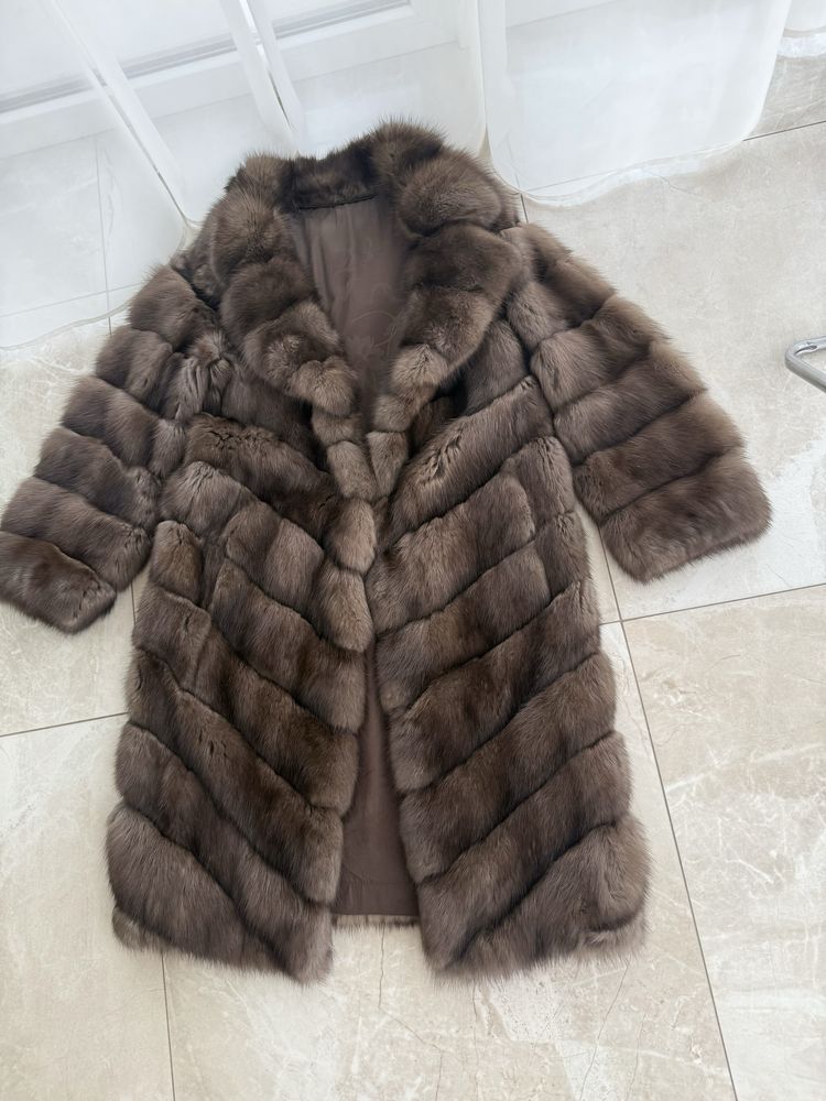 Продаю шубу из натурального соболя