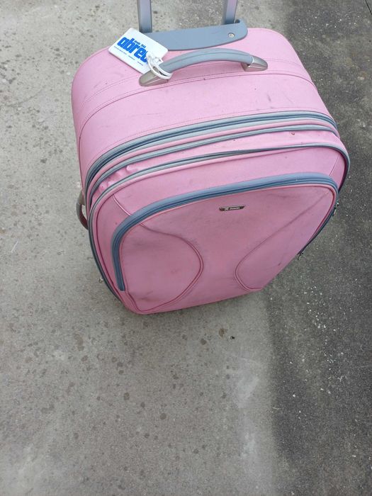 Vendo malas de viagem