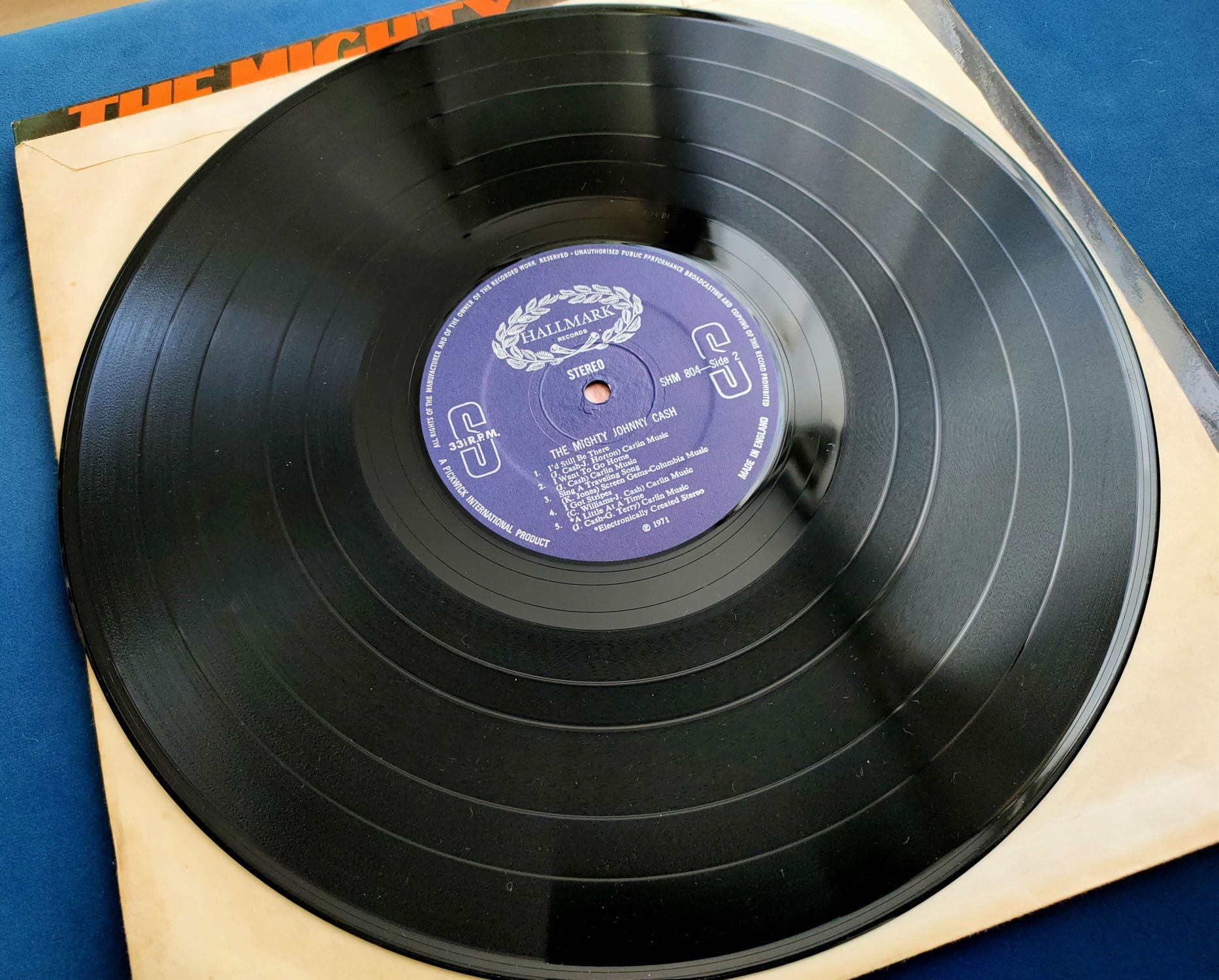 Johnny Cash – The Mighty Johnny Cash
