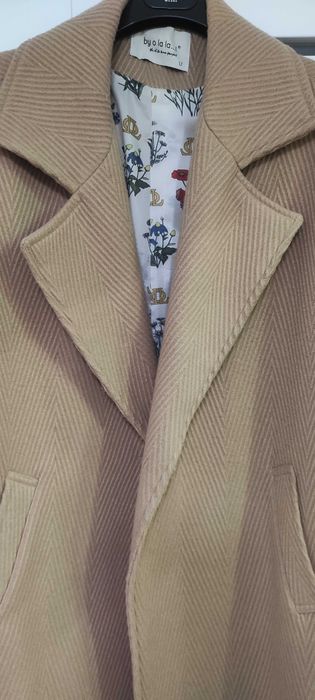 Płaszcz karmelowy By o La La