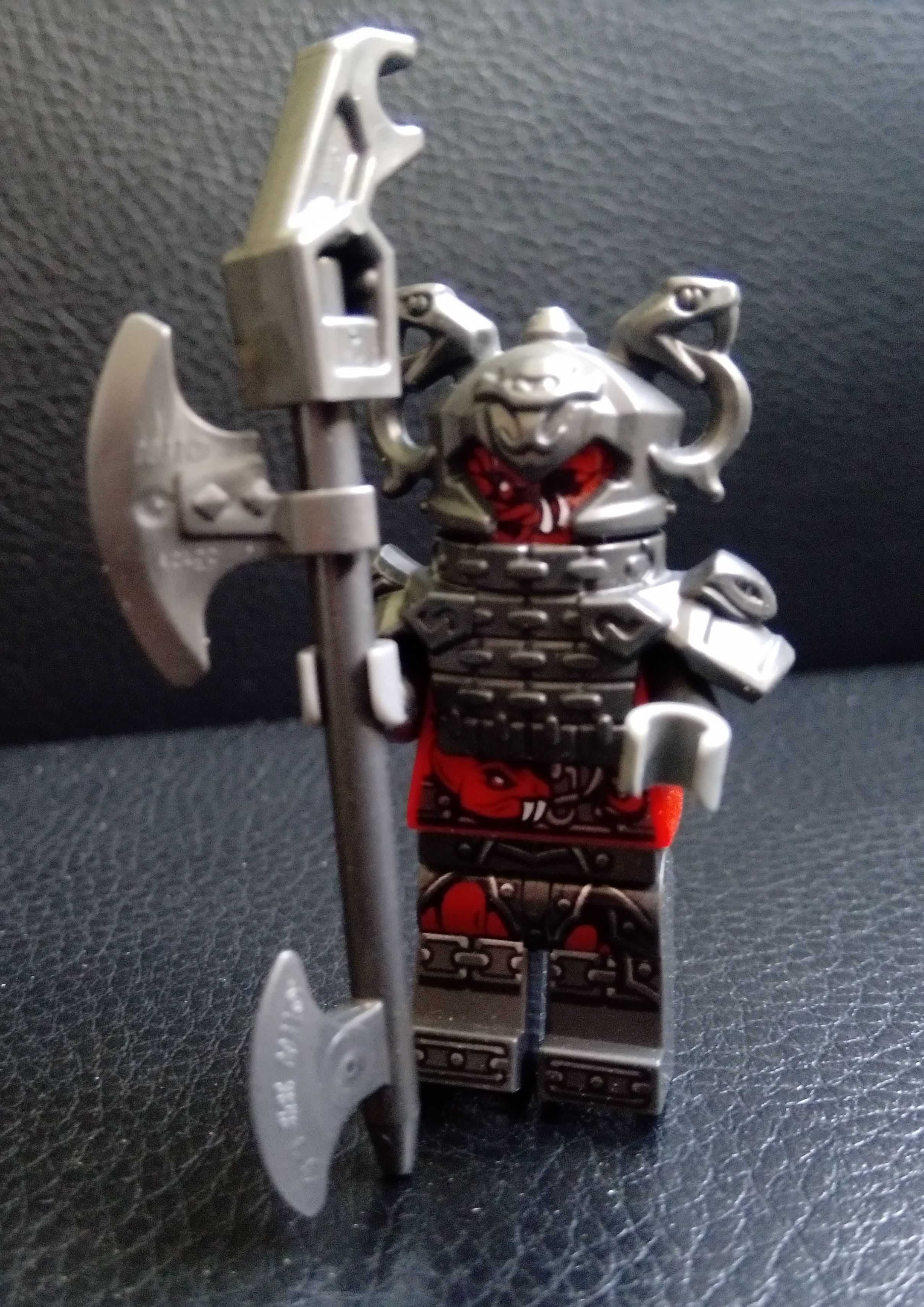 LEGO Ninjago Wojownik Rivett broń