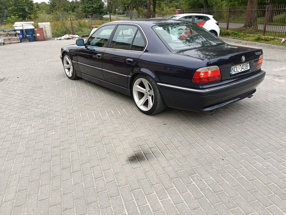BMW 735i E38 3.5 LPG V8 zamiana