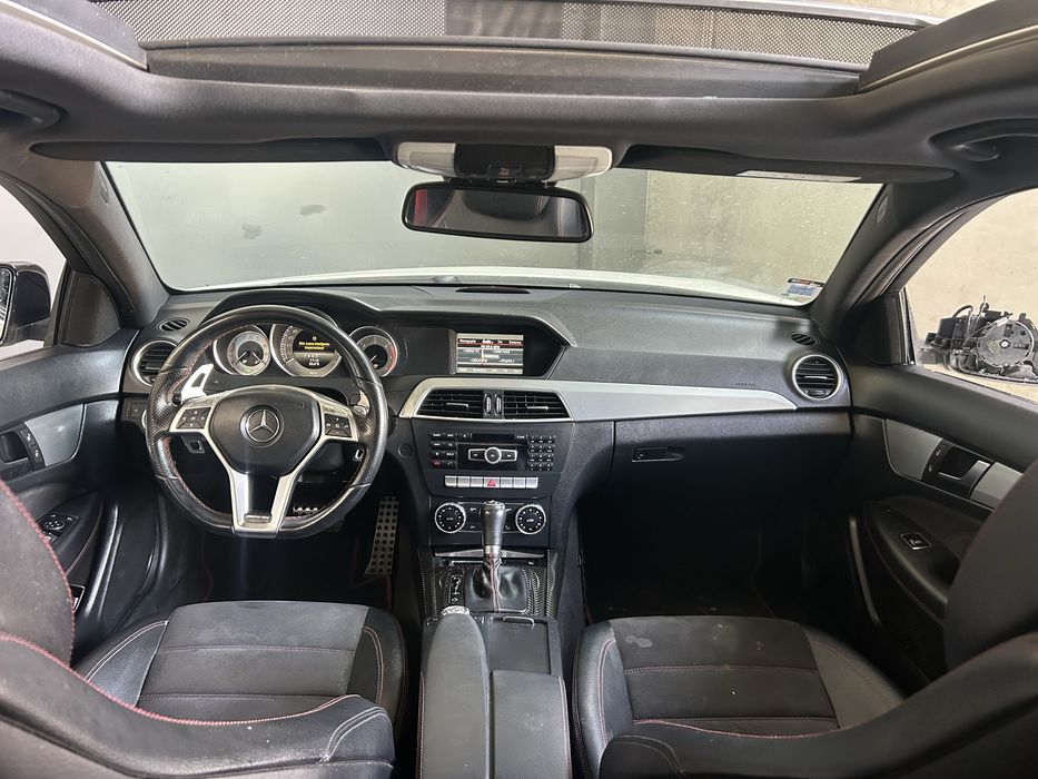 Mercedes benz C220 coupe AMG Line Aut. de 2014