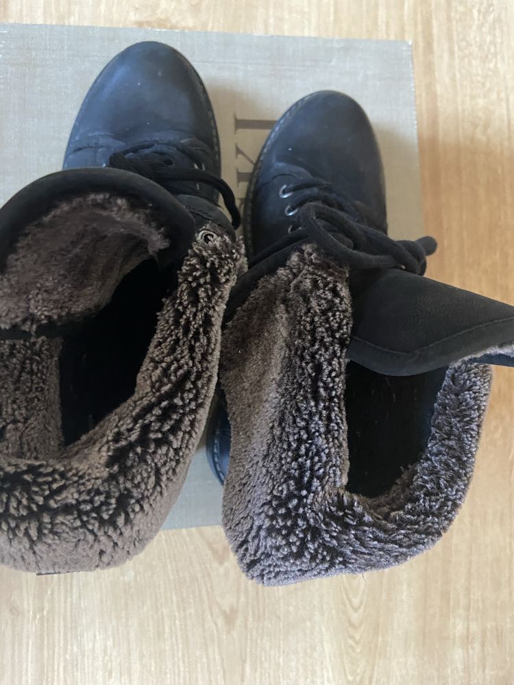 Czarne buty zimowe botki Lasocki 38 skóra viral zima
