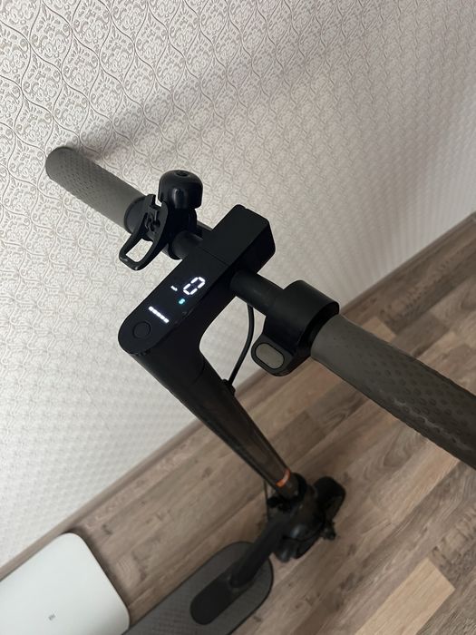 Электросамокат Xiaomi essential