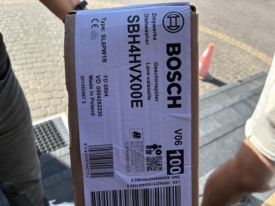 NOWA Zmywarka do zabudowy BOSCH Serie 4 SBH4HVX00E