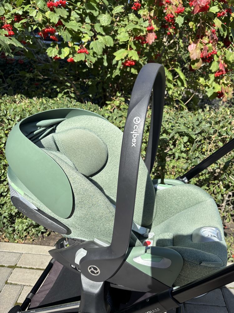 Автокрісло Cybex Cloud T i-Size Plus, колір Leaf Green