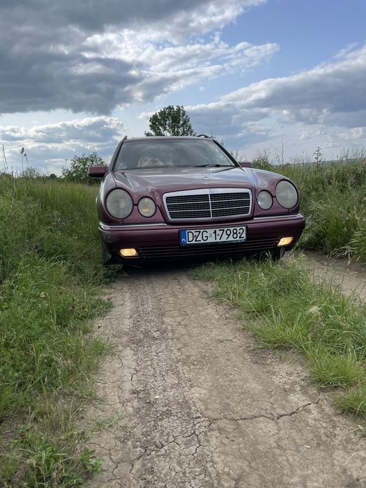 Комфортне Авто W210