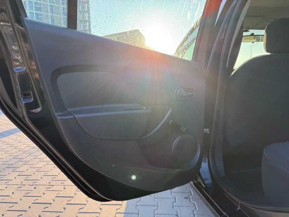 Renault Logan 2014 1.5 дизель продаж або під виплату.