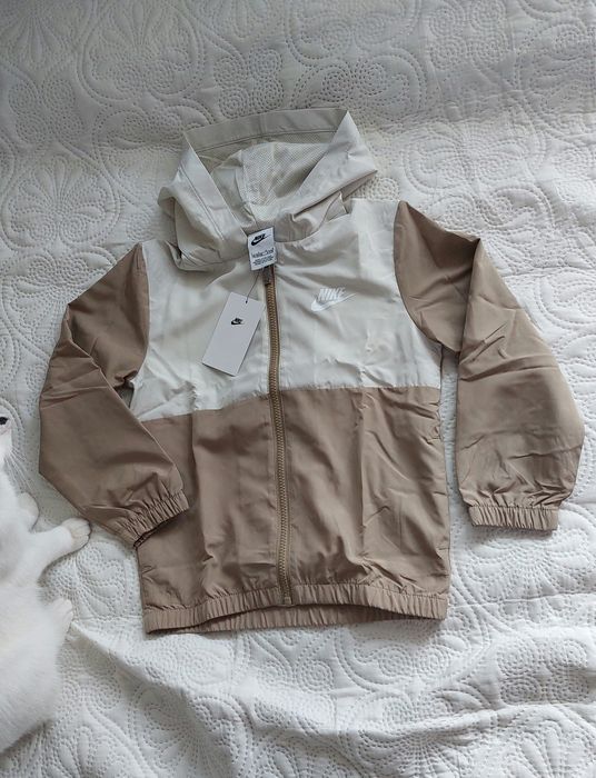 Kurtka chłopięca Nike 116/122
