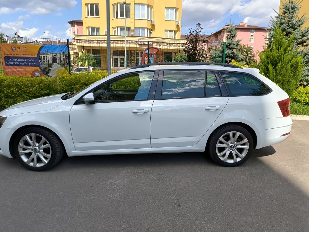 Шкода Октавія А7  дизель продам свою.