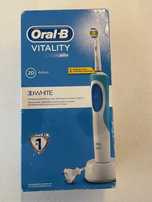 BRAUN ORAL B VITALITY 2D ACTION szczoteczka elektryczna