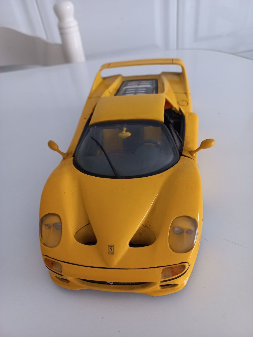Miniatua  FERRARI  F50 .impecável  vintage