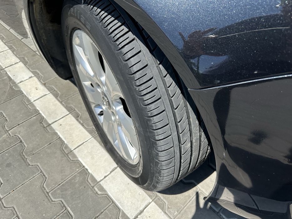 Opel insignia, 2014 рік.